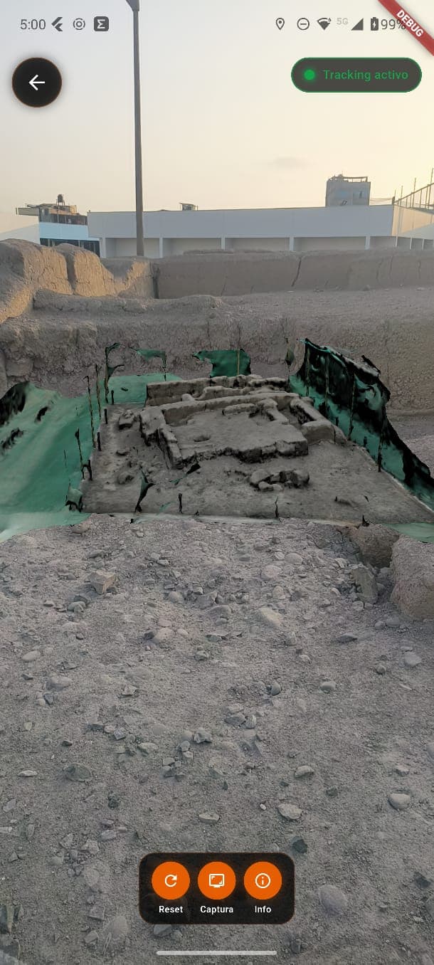 HistoriAR — Vista de Realidad Aumentada mostrando una huaca peruana con modelo 3D superpuesto